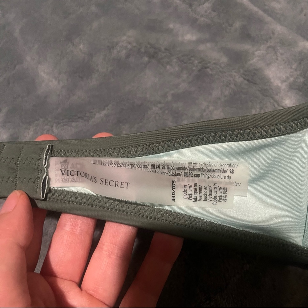 Victoria's Secret Dark Green Bikini Top - Picture 4 of 4